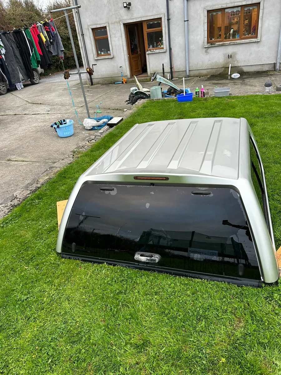 GENUINE TOYOTA HILUX CHROME ROLL BAR AND CANOPY - Image 4