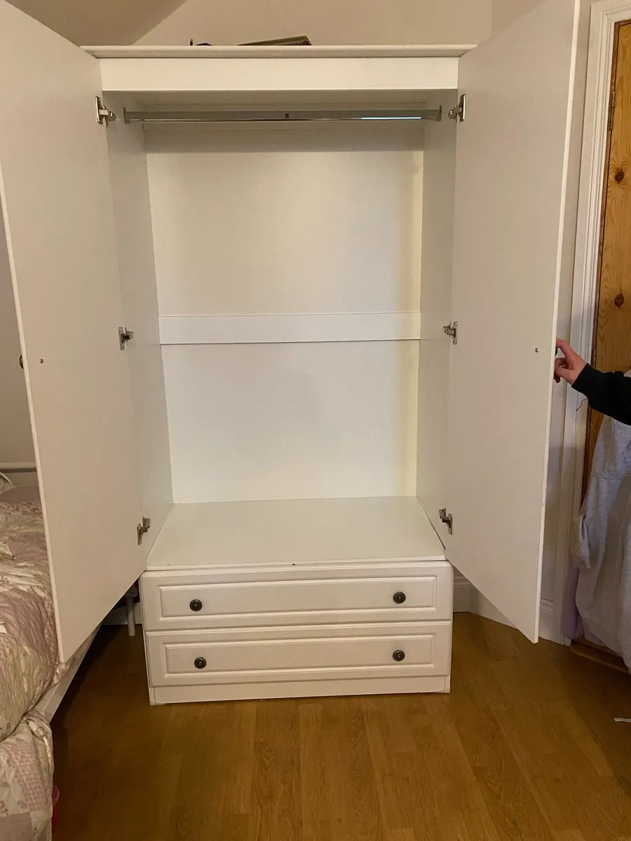 Wardrobe and Shelf - Image 3