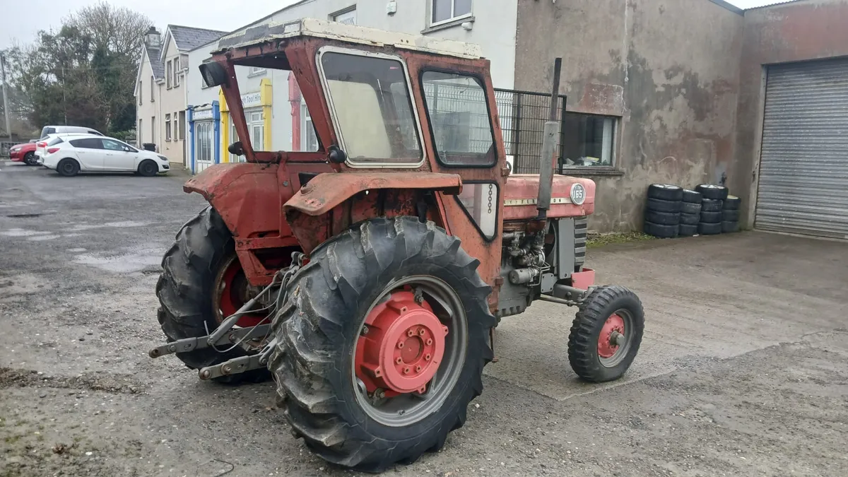 1967 Massey Fergusson 165 - Image 3