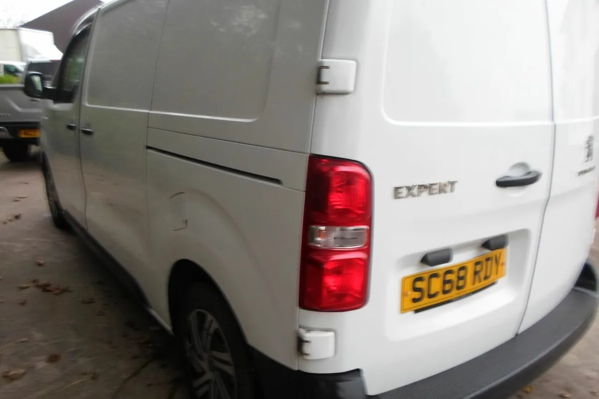 Peugeot Expert 2019 - Image 3