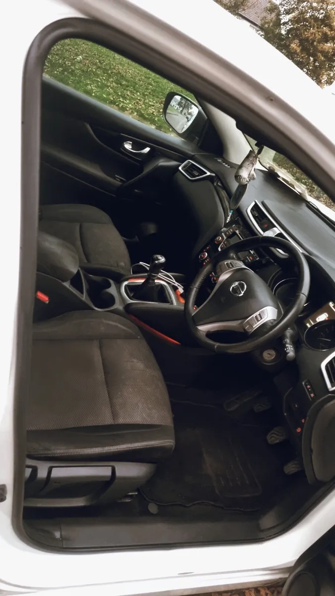 qashqai €6800 - Image 4