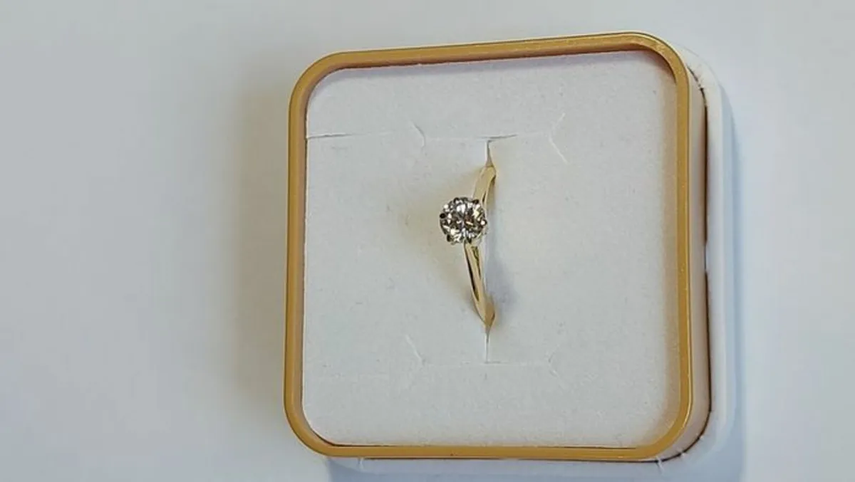 0.55 ct Natural Diamond 18K Yellow Gold Ring AIG - Image 2