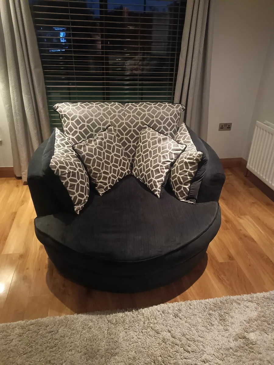 Sofa - Image 2