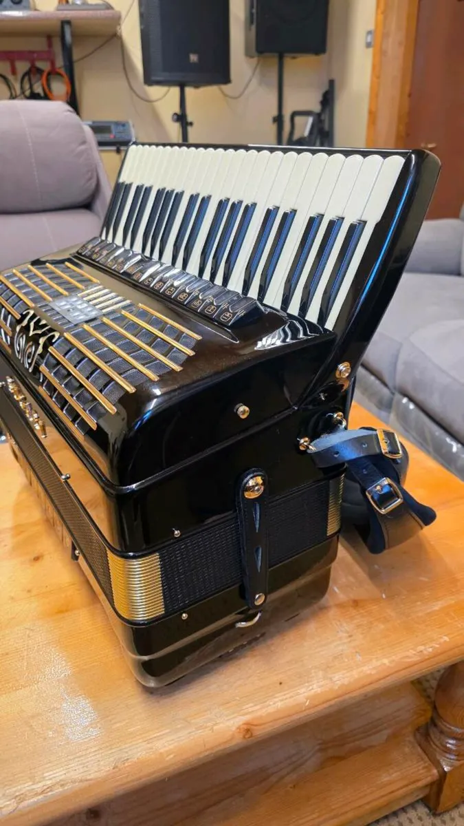 BUGARI Midi Accordion 285 Gold Plus - Image 3