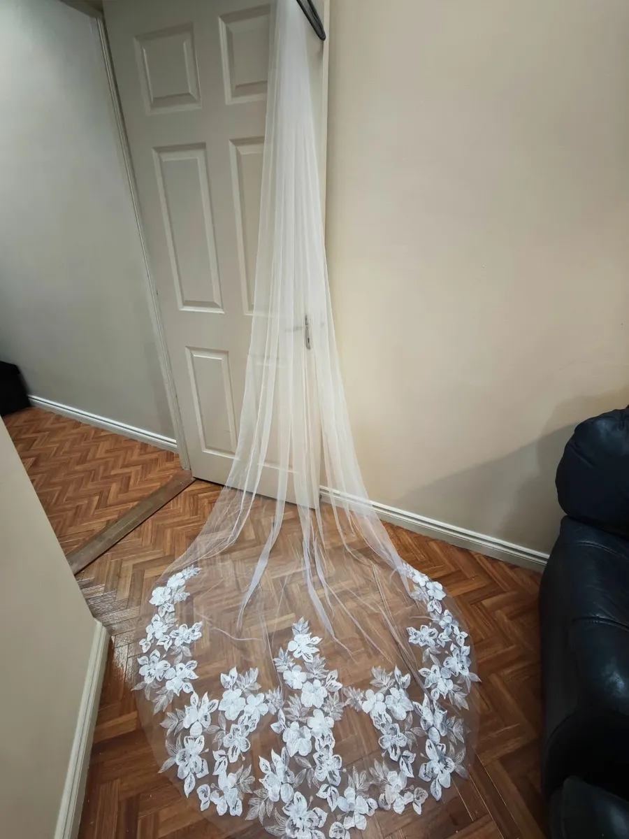 Wedding veil - Image 1