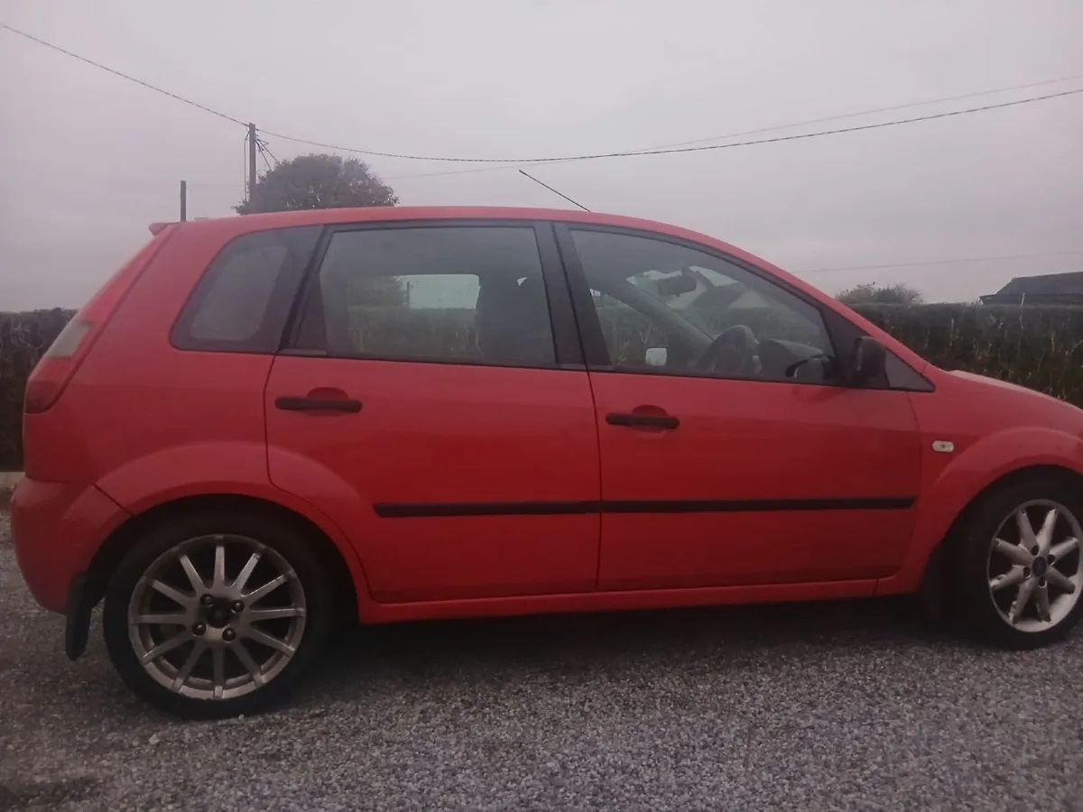 Ford Fiesta 2005 - Image 1