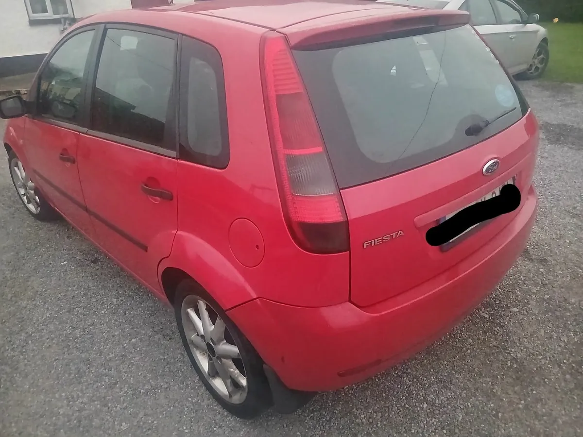 Ford Fiesta 2005 - Image 4