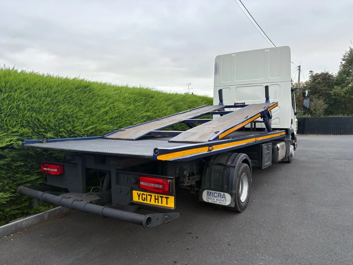 2017 LF   DAF 220 tilt and slide - Image 3