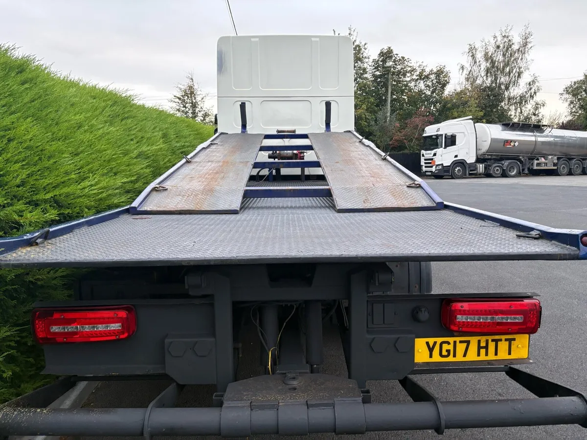 2017 LF   DAF 220 tilt and slide - Image 4