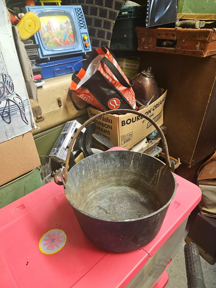Vintage Cast Iron Pot - Image 3