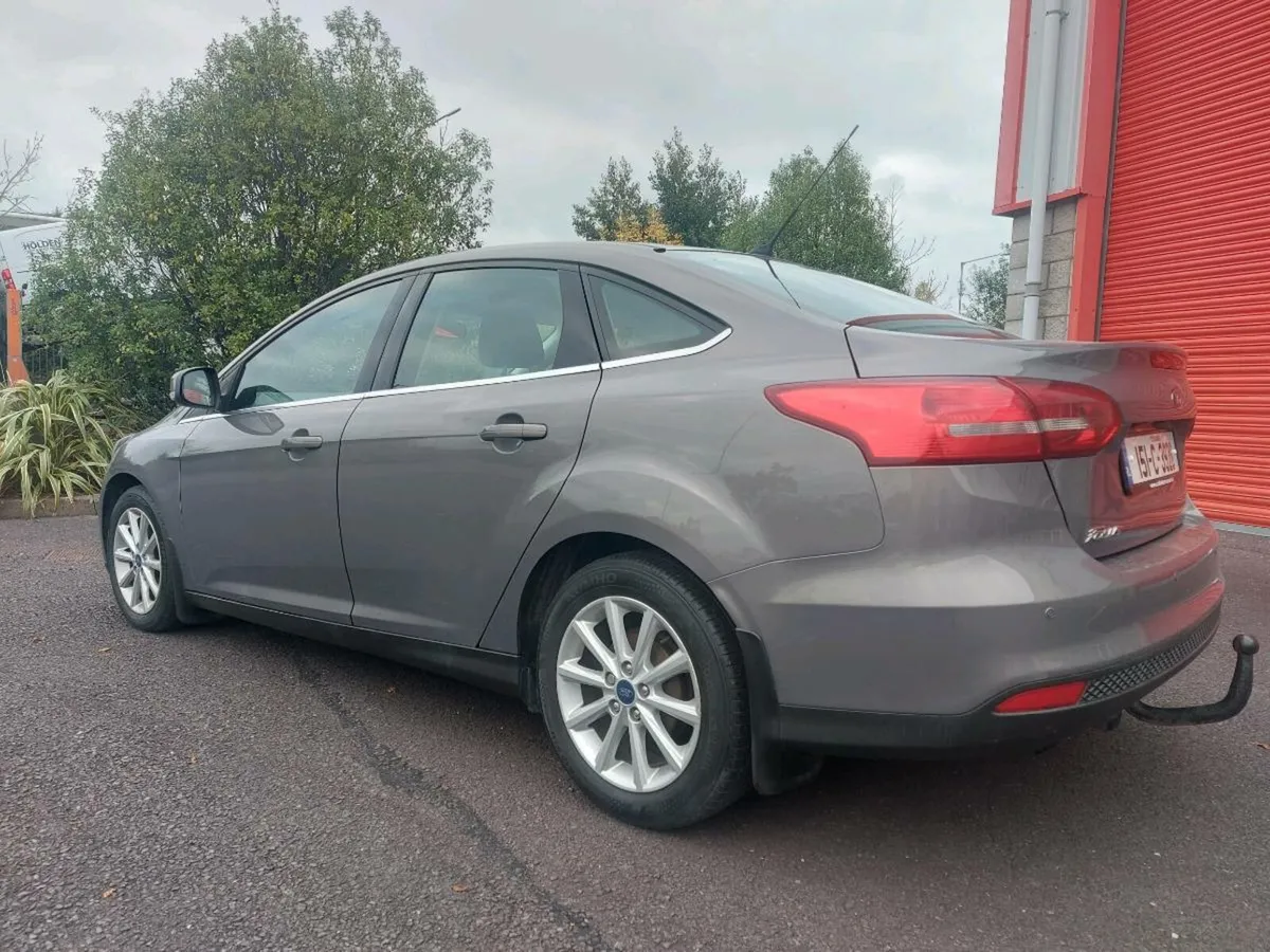 2015 Ford Focus - Image 2