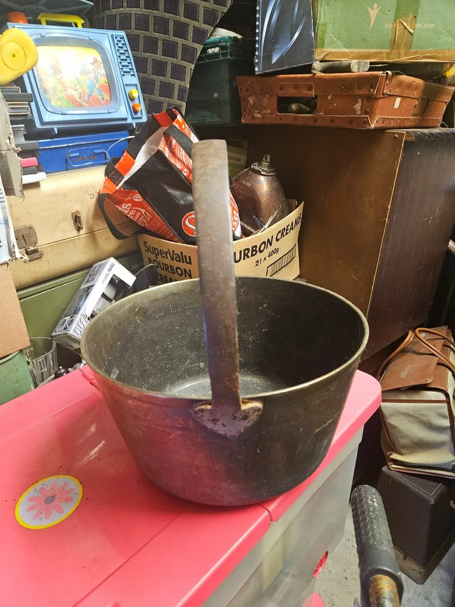 Vintage Cast Iron Pot - Image 3