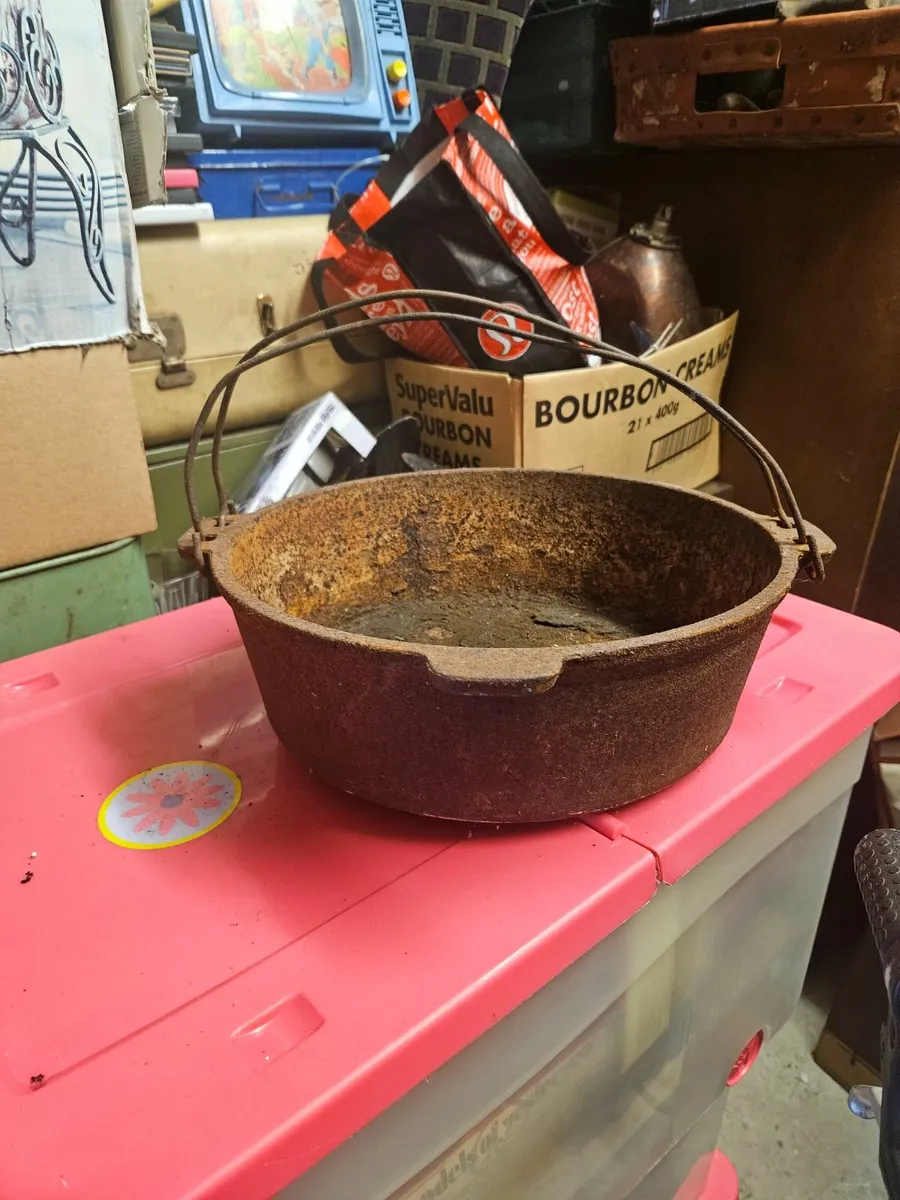 Vintage Cast Iron Pot - Image 1