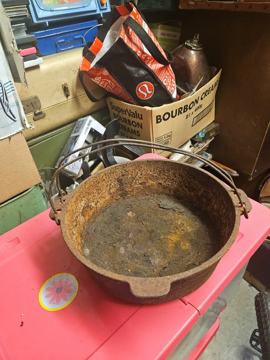 Vintage Cast Iron Pot - Image 3