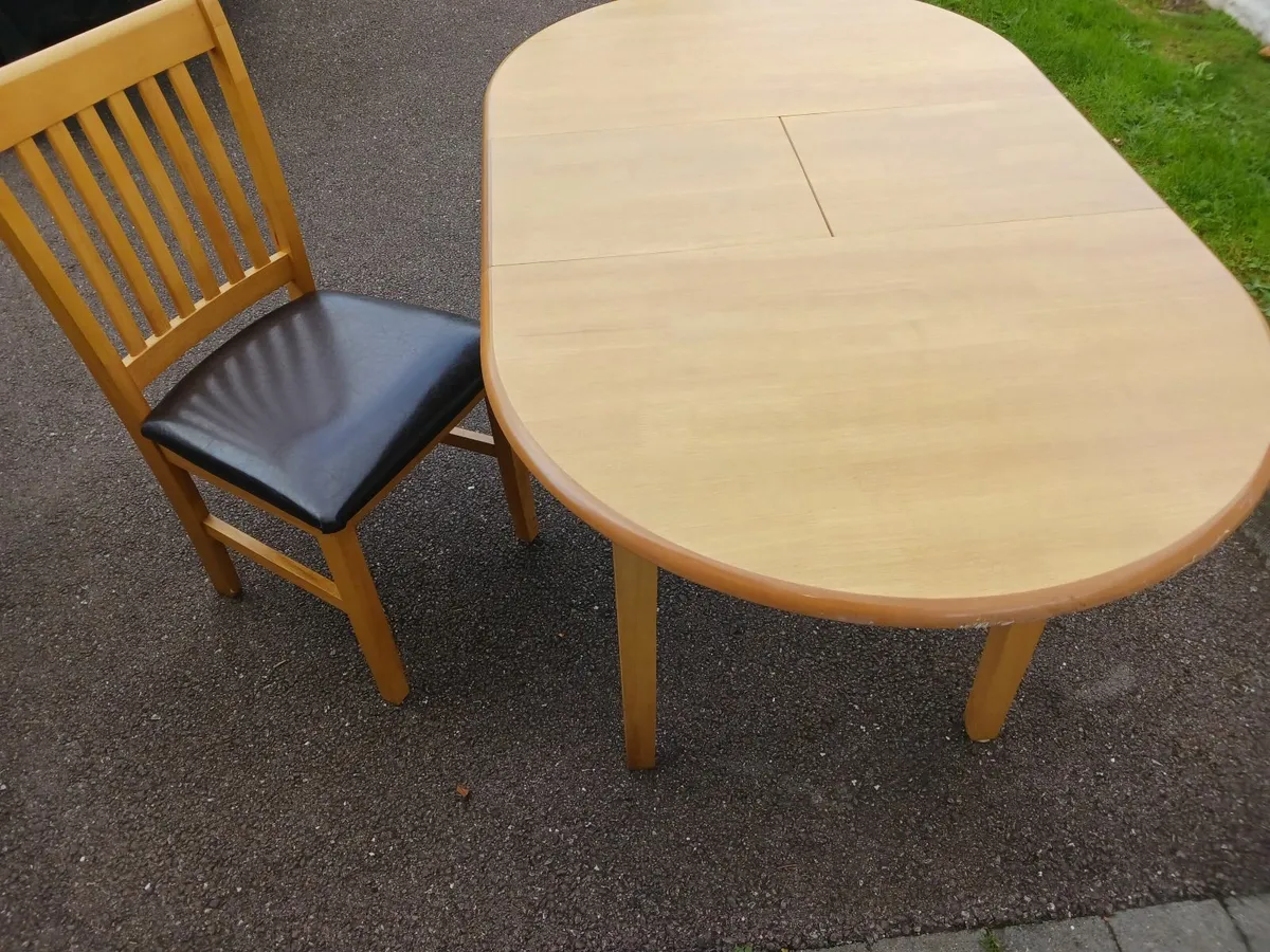Kitchen Table & 4 Chairs