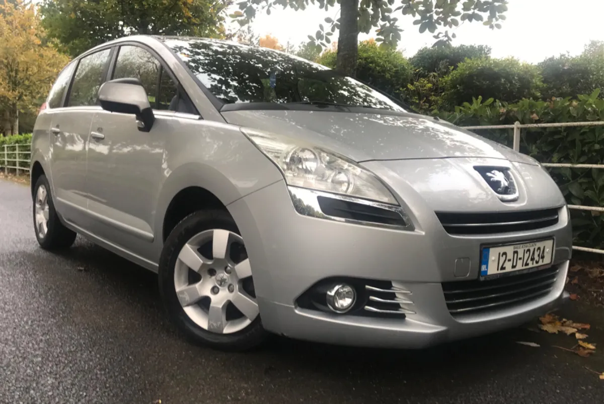 Peugeot 5008 SUV 6  Seater 1.6 HDI SX EDITION - Image 4