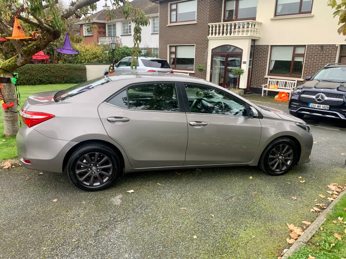 Toyota Corolla diesel (1owner) low kilometers - Image 2