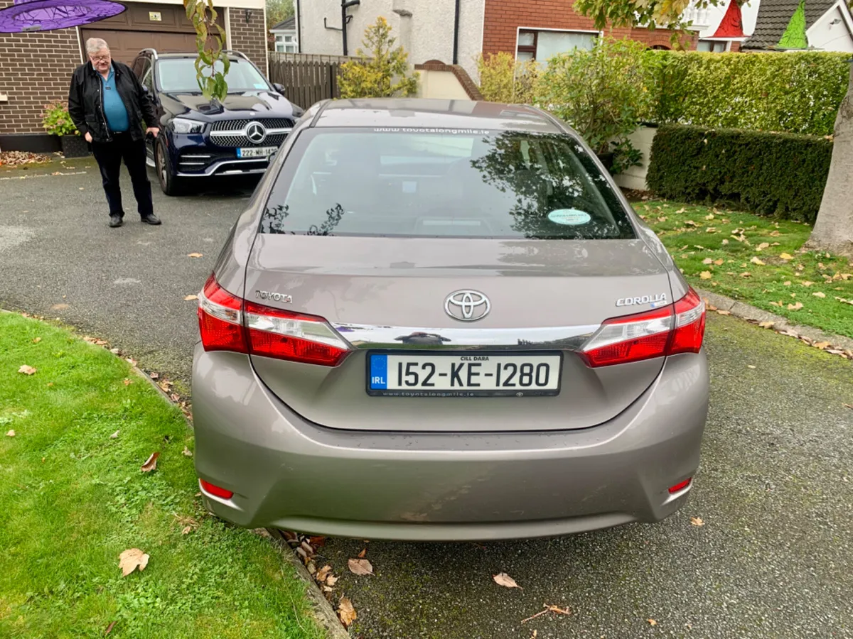 Toyota Corolla diesel (1owner) low kilometers - Image 4