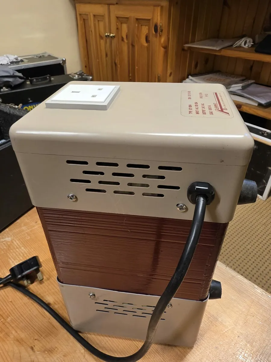 Stabilising Transformer - Image 2