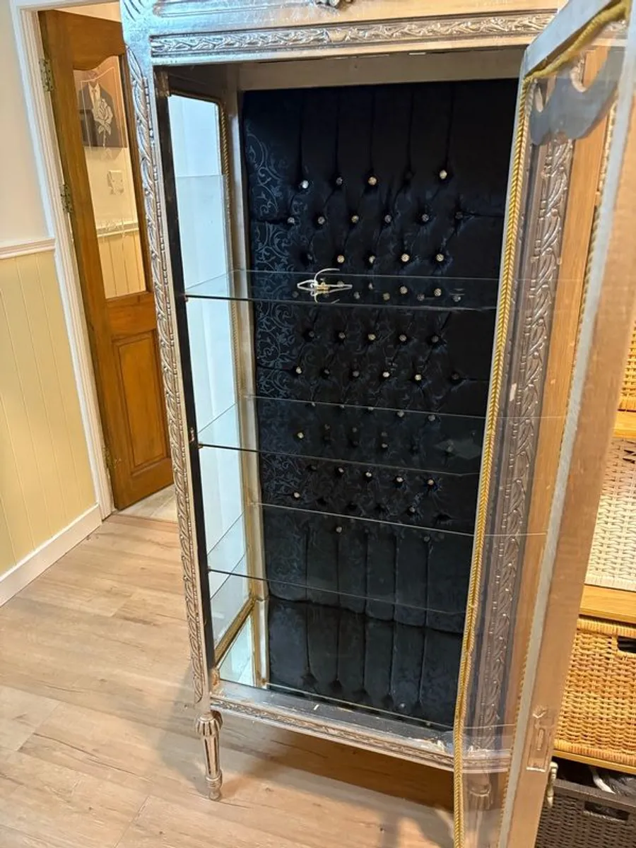 display cabinet - Image 2