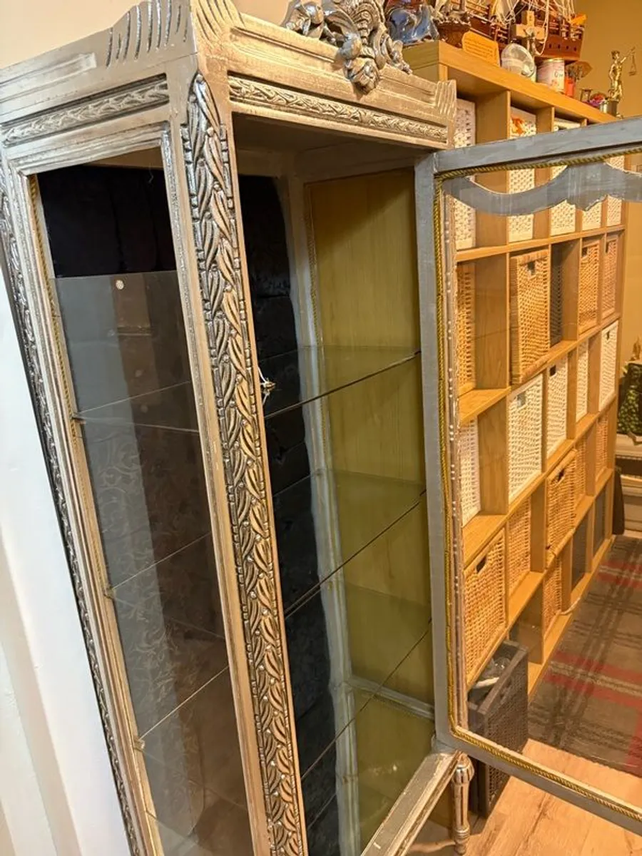 display cabinet - Image 4
