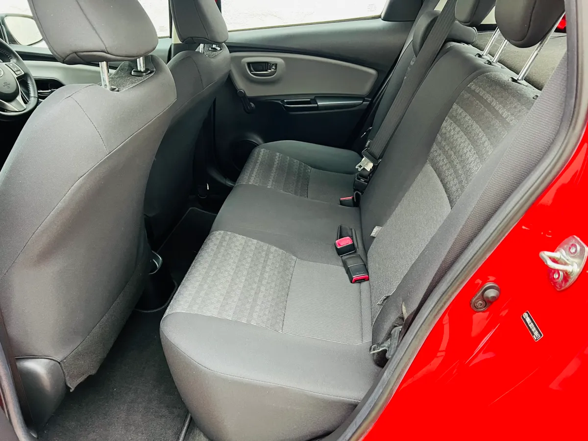 2016 Toyota Yaris 1.0 Luna *only 17000 from new* - Image 4