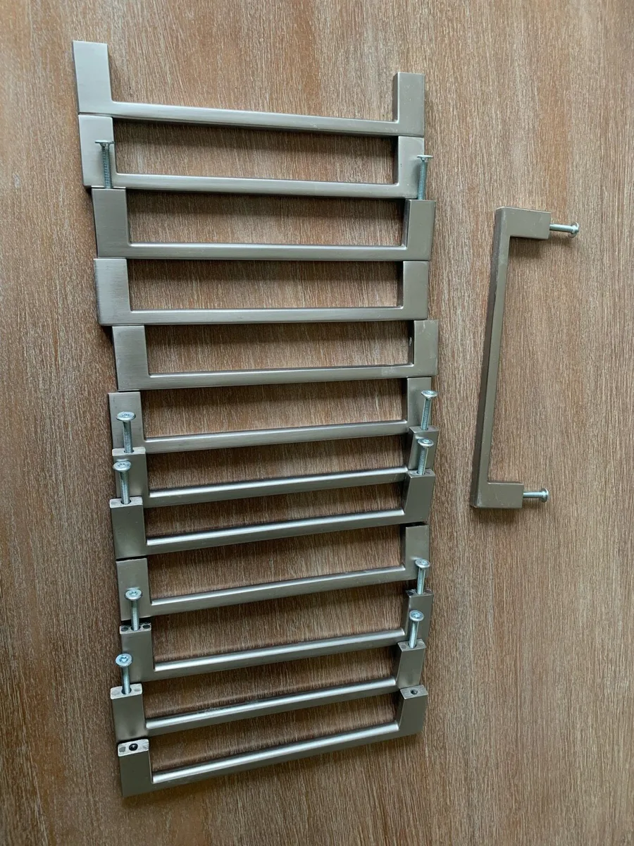 Door handles and knobs - Image 1