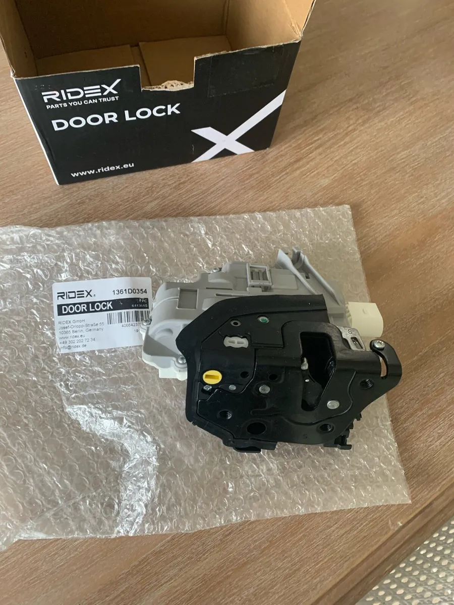 Door lock - Image 1