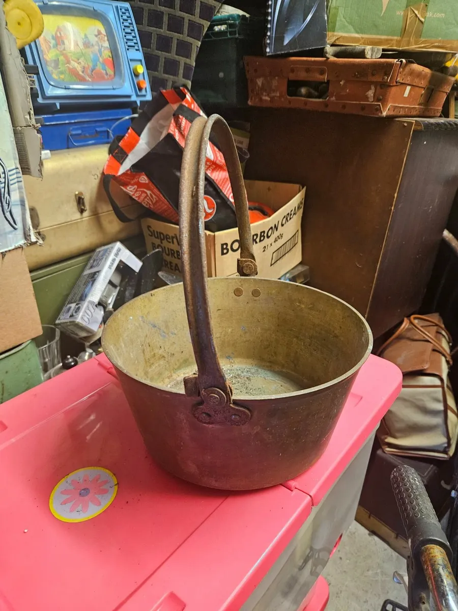 Vintage Cast Iron Pot - Image 2