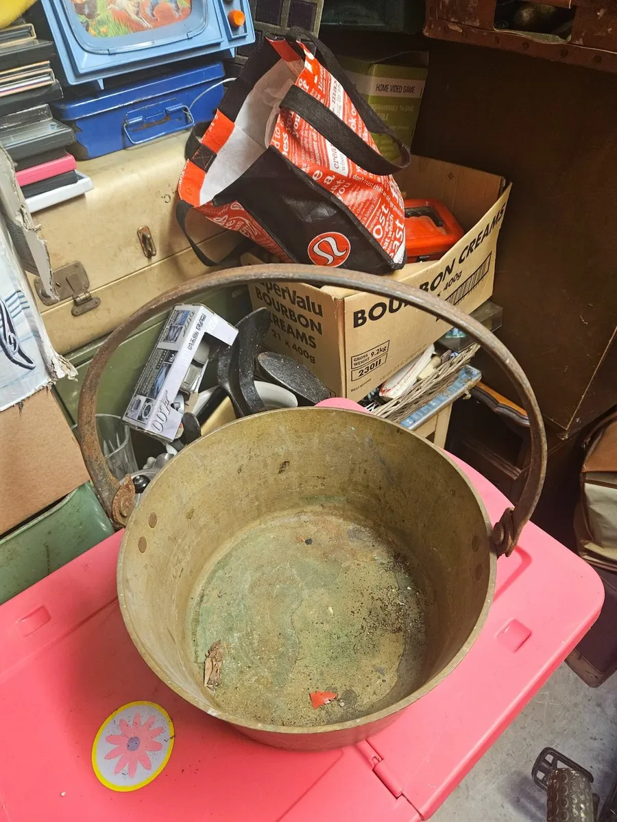 Vintage Cast Iron Pot - Image 3