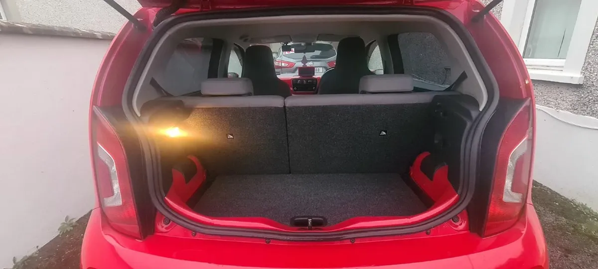 Volkswagen up! 2015 - Image 4