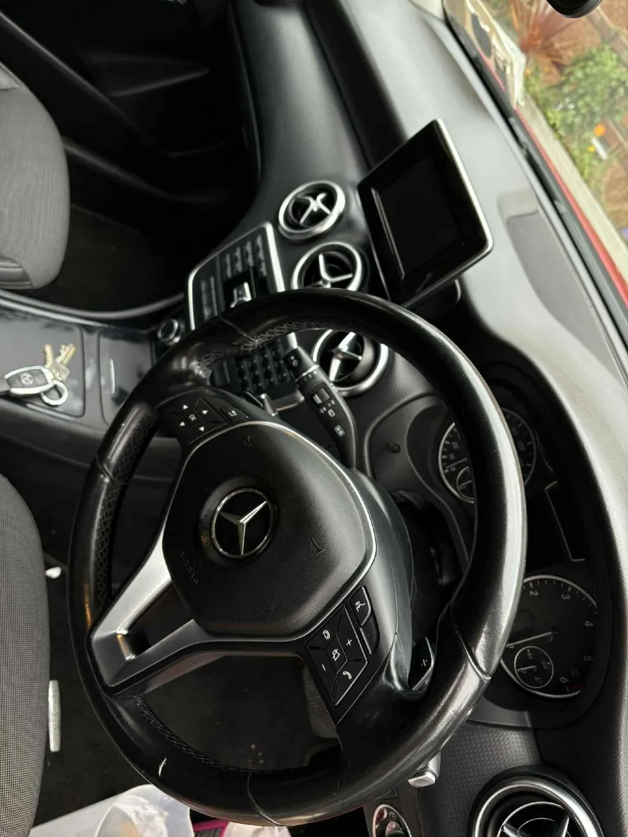 Mercedes-Benz A-Class 2014 - Image 1