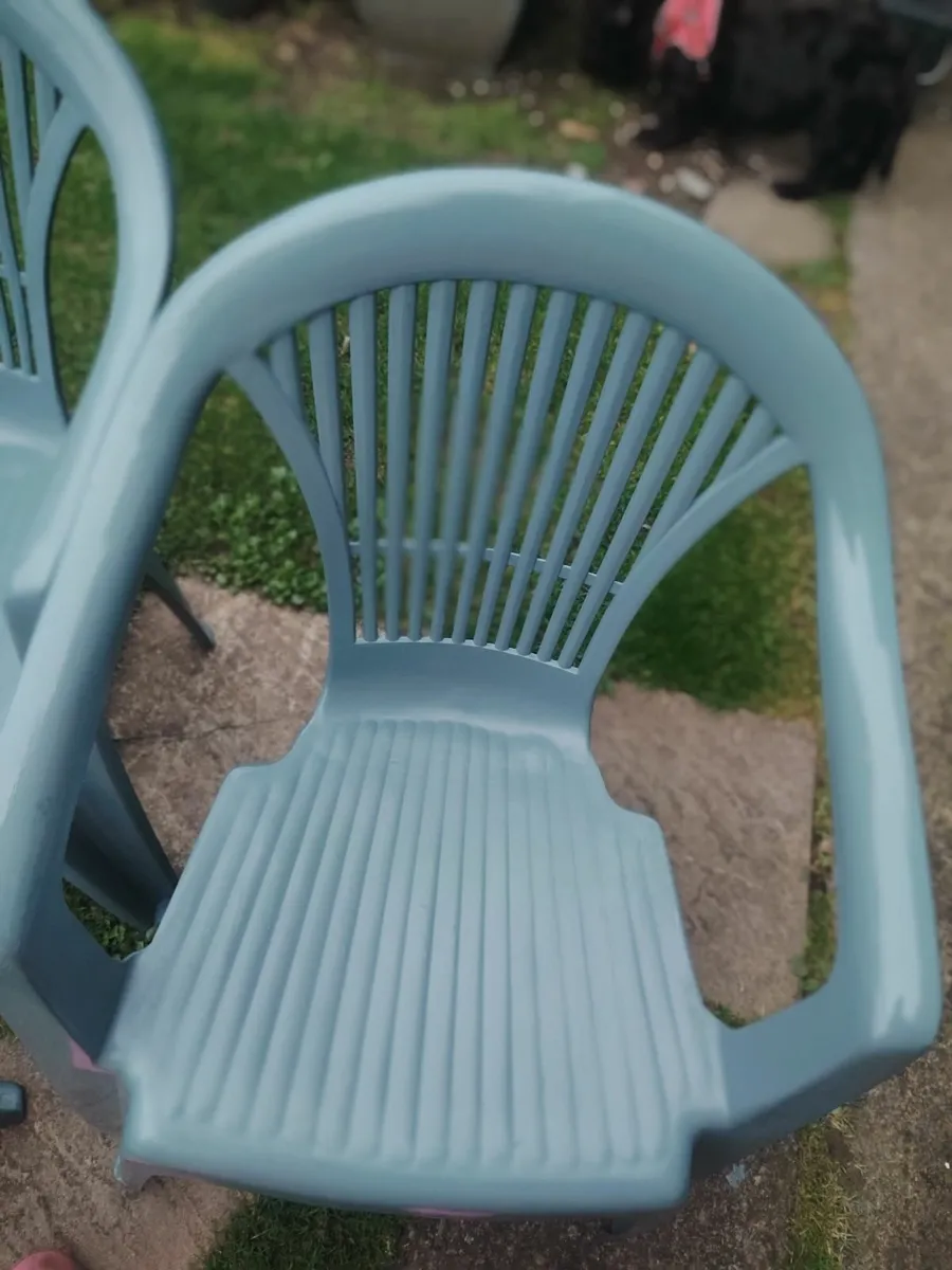 Outdoor chairs - Image 2