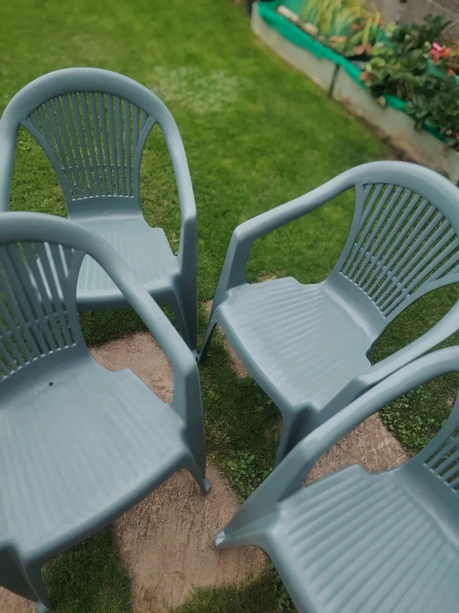 Outdoor chairs - Image 3