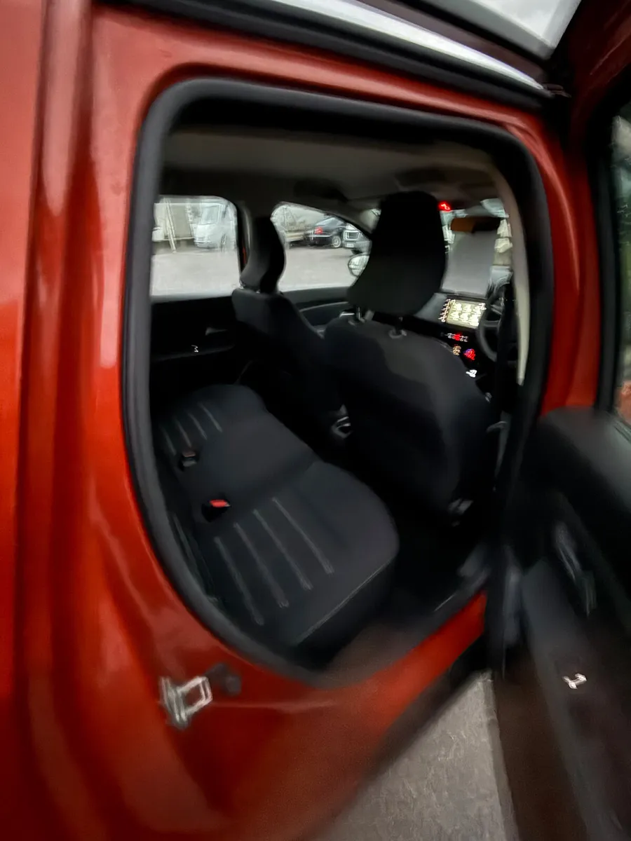Dacia Duster 2023 - Image 4