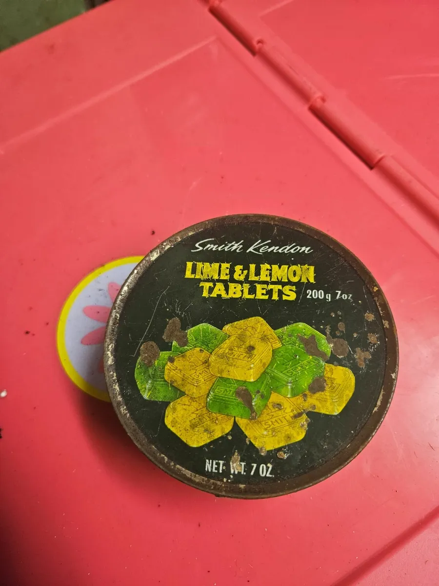 Vintage Lime and Lemon Tablets Tin - Image 2