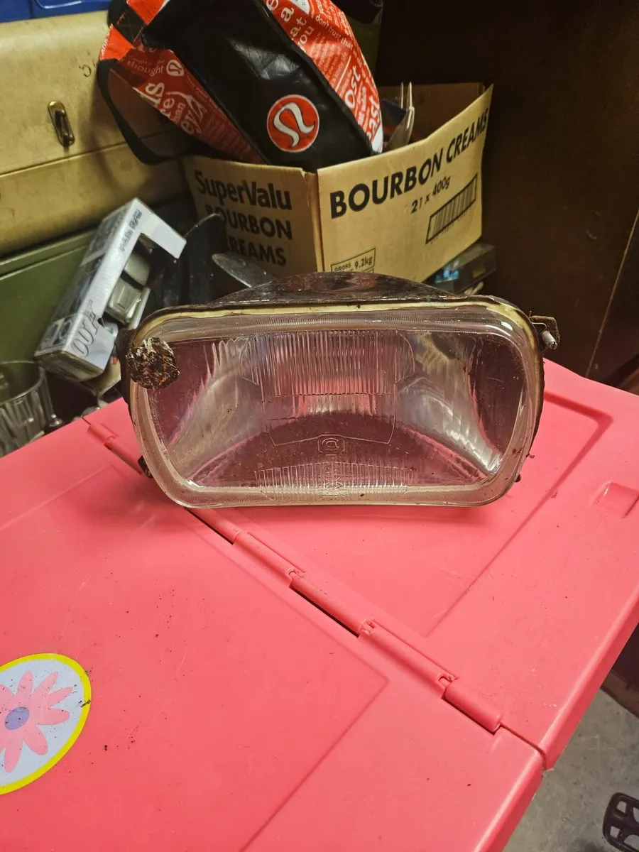 Vintage Renault Headlight - Image 4