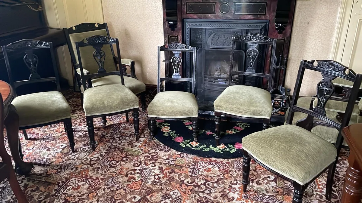 Antique suite - Image 3