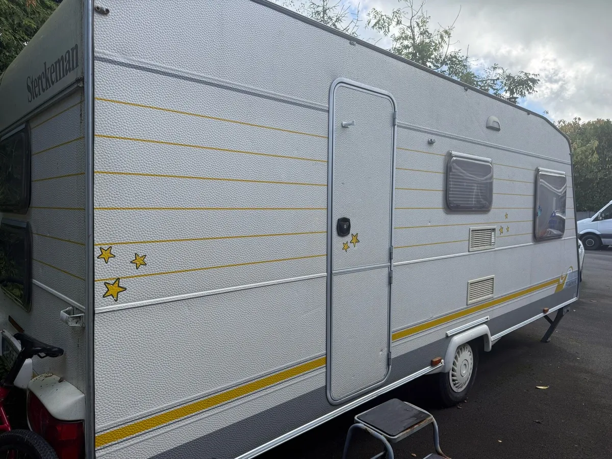 6 berth sterckeman caravan - Image 1