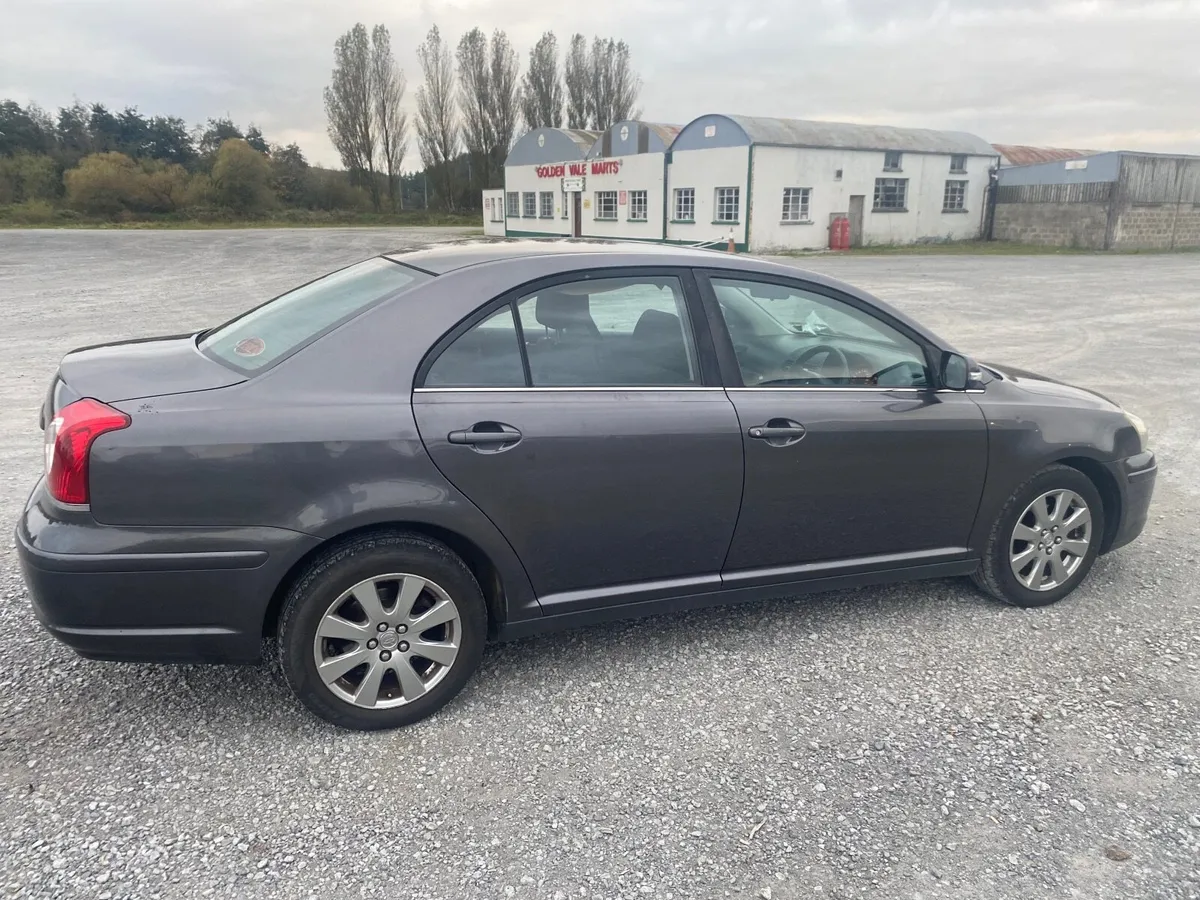 Toyota Avensis 2008 - Image 1