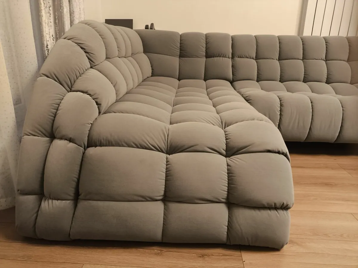 Modern Grey Corner Sofa & Matching Ottoman - Image 4