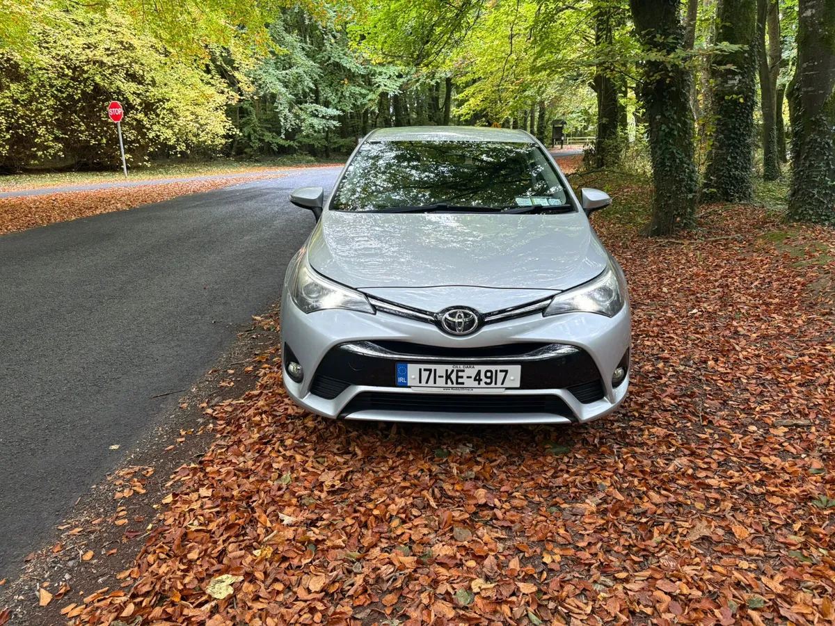 171 TOYOTA AVENSIS 2.0 D-4D  LUNA 143 BHP 6 SPEED - Image 2