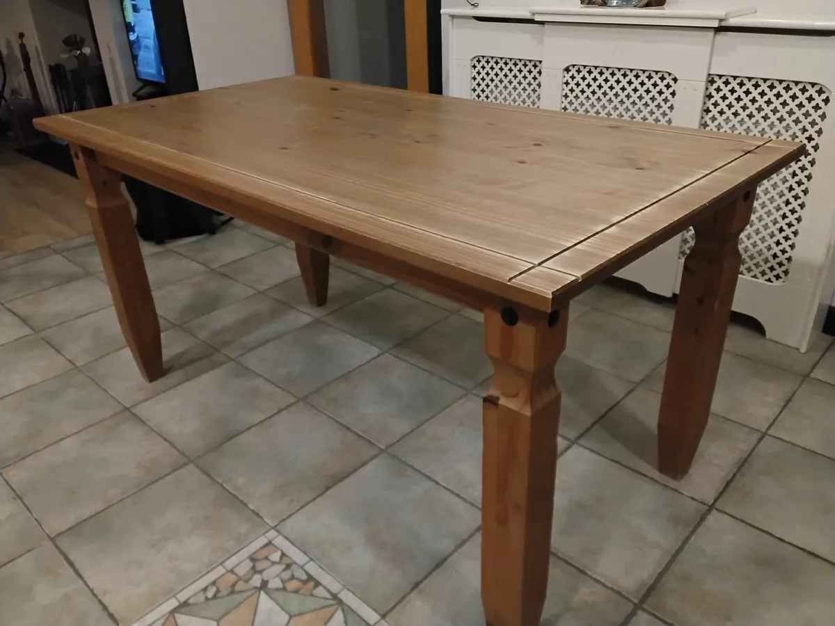 Kitchen Table - Image 2