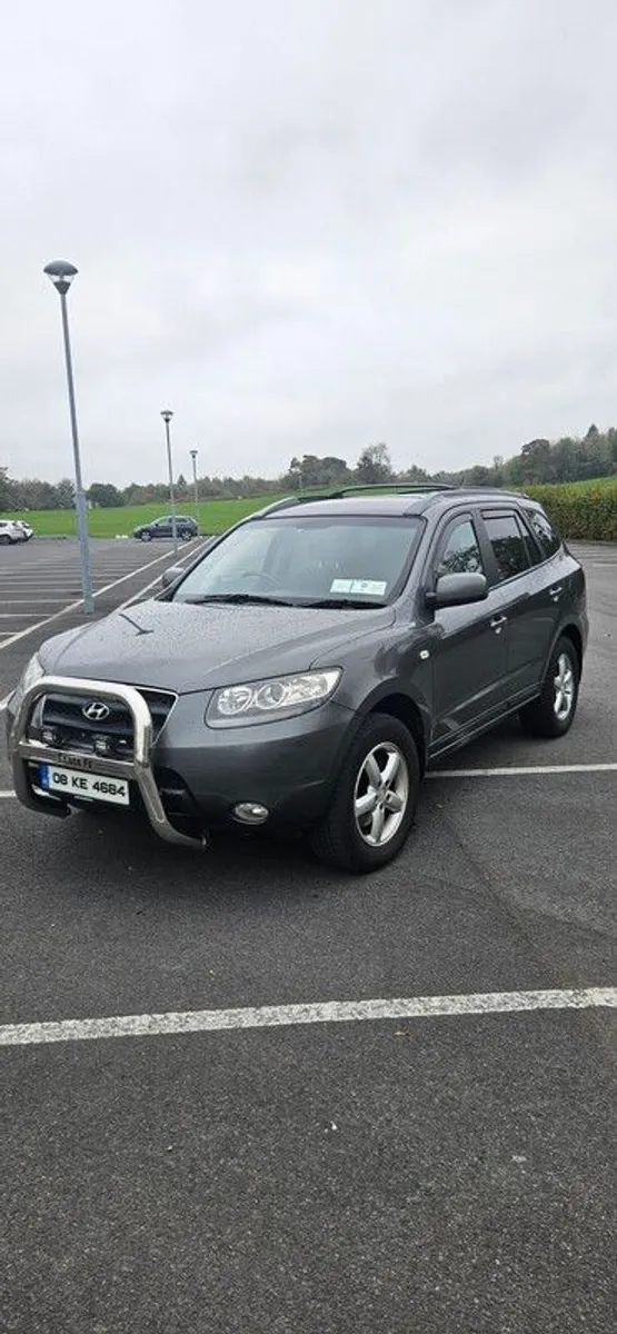 2008 Hyundai Santa Fe - Image 2