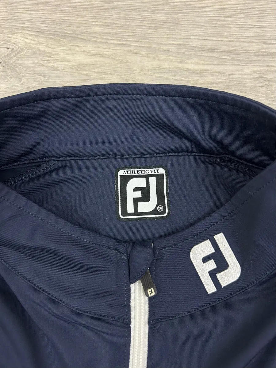 FootJoy FJ Half Zip Dun Laoghaire Golf Club Jumper - Image 4