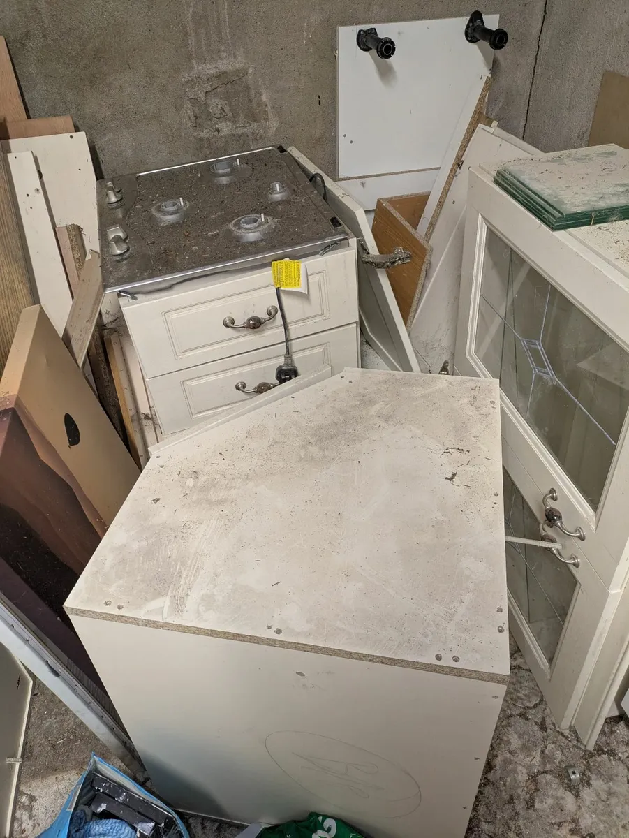 Removed Kitchen - Image 1