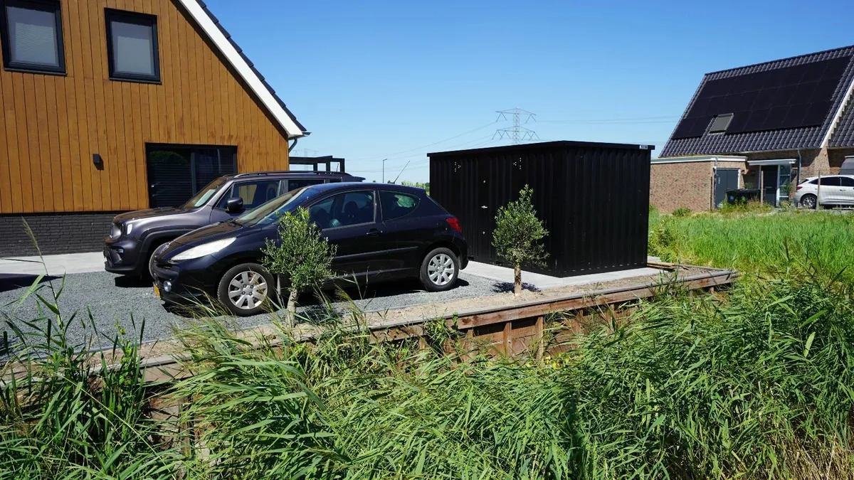 Heavy-Duty Storage Container – Built to Last! - Image 4
