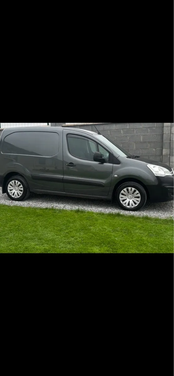 16 Citroen berlingo - Image 1