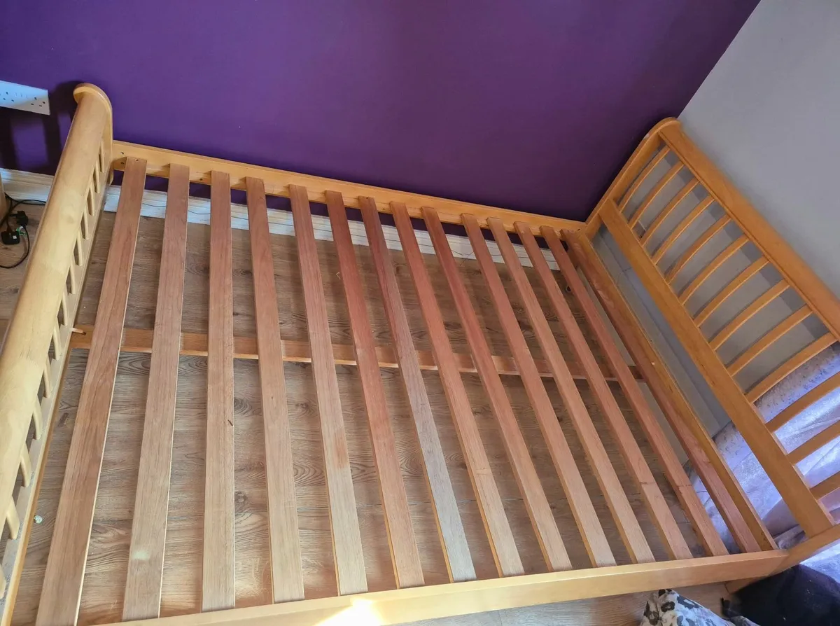 Double bed - Image 2