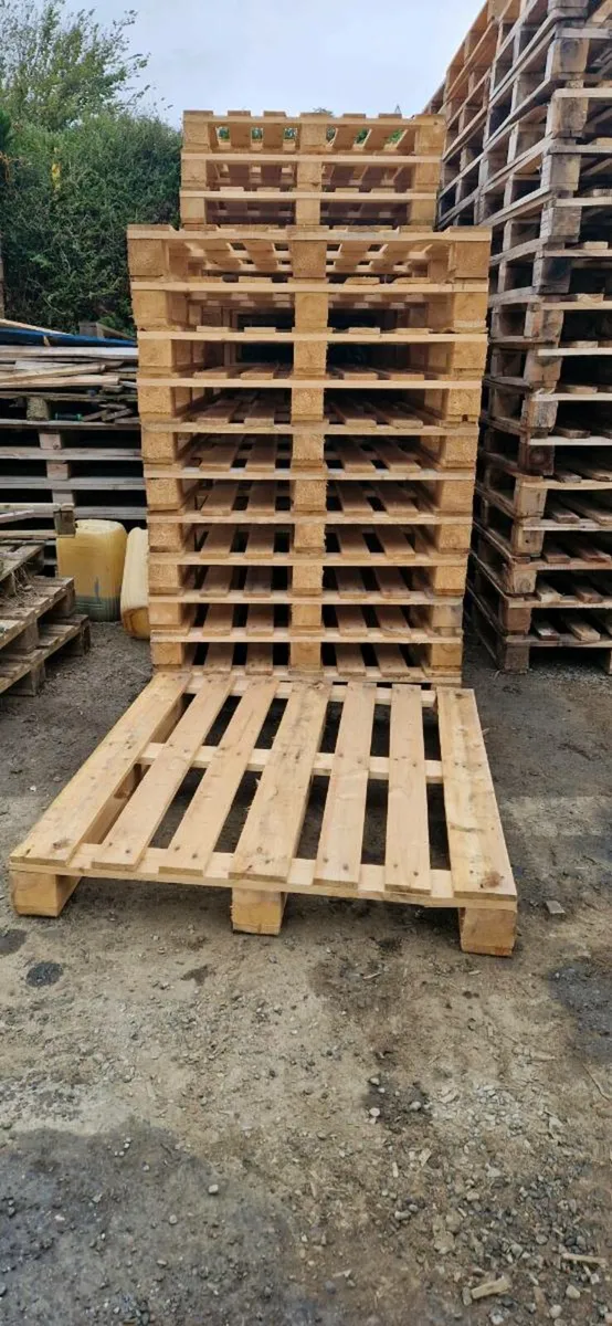 Timber Pallets - Image 1
